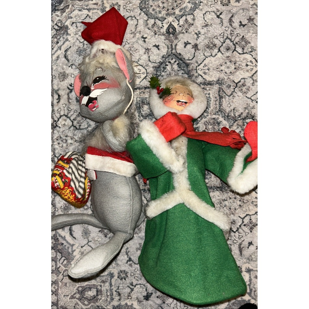 Vintage 13" Annalee Santa Mouse &‎ 15" Caroler